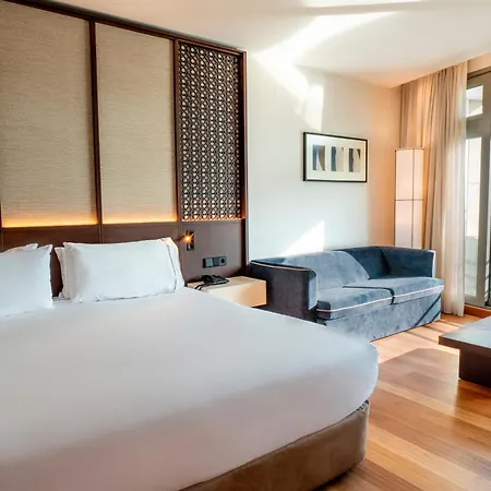 מלון Eurostars Grand Marina Gl 5*