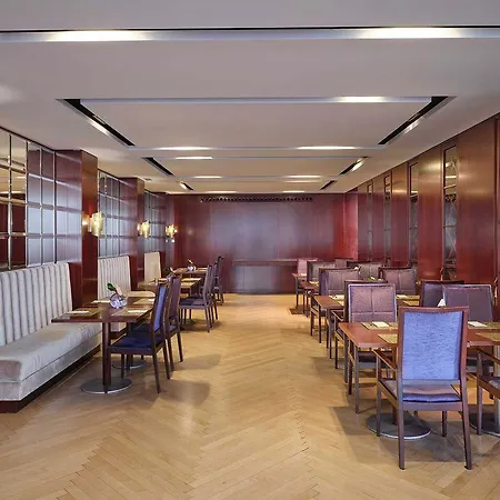 Eurostars Grand Marina Gl Otel